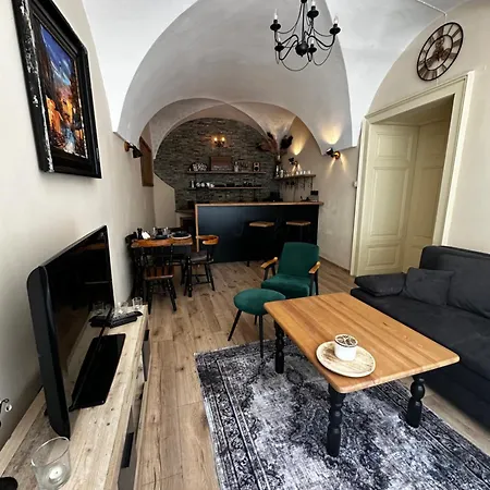 Lägenhet Joe Apartman, Maesiarska , Sukromne Parkovanie Košice