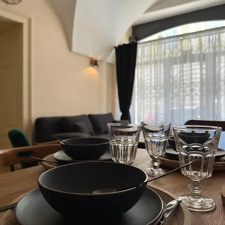 Joe Apartman, Maesiarska , Sukromne Parkovanie Lägenhet *