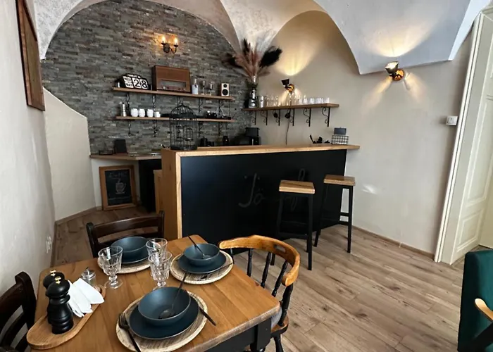 Jö Apartmán, Mäsiarska , Súkromné Parkovanie Appartamento